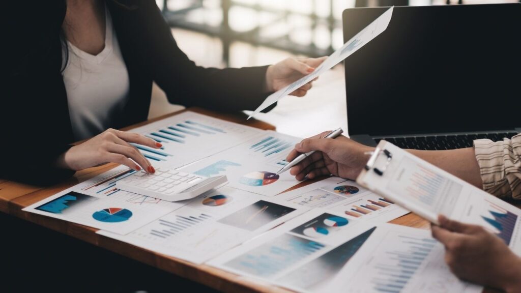 This is a visual to Prepare A Cost Analysis Report To Operate a Computer Repair Business Prepare A Cost Analysis Report To Operate a Computer Repair Business